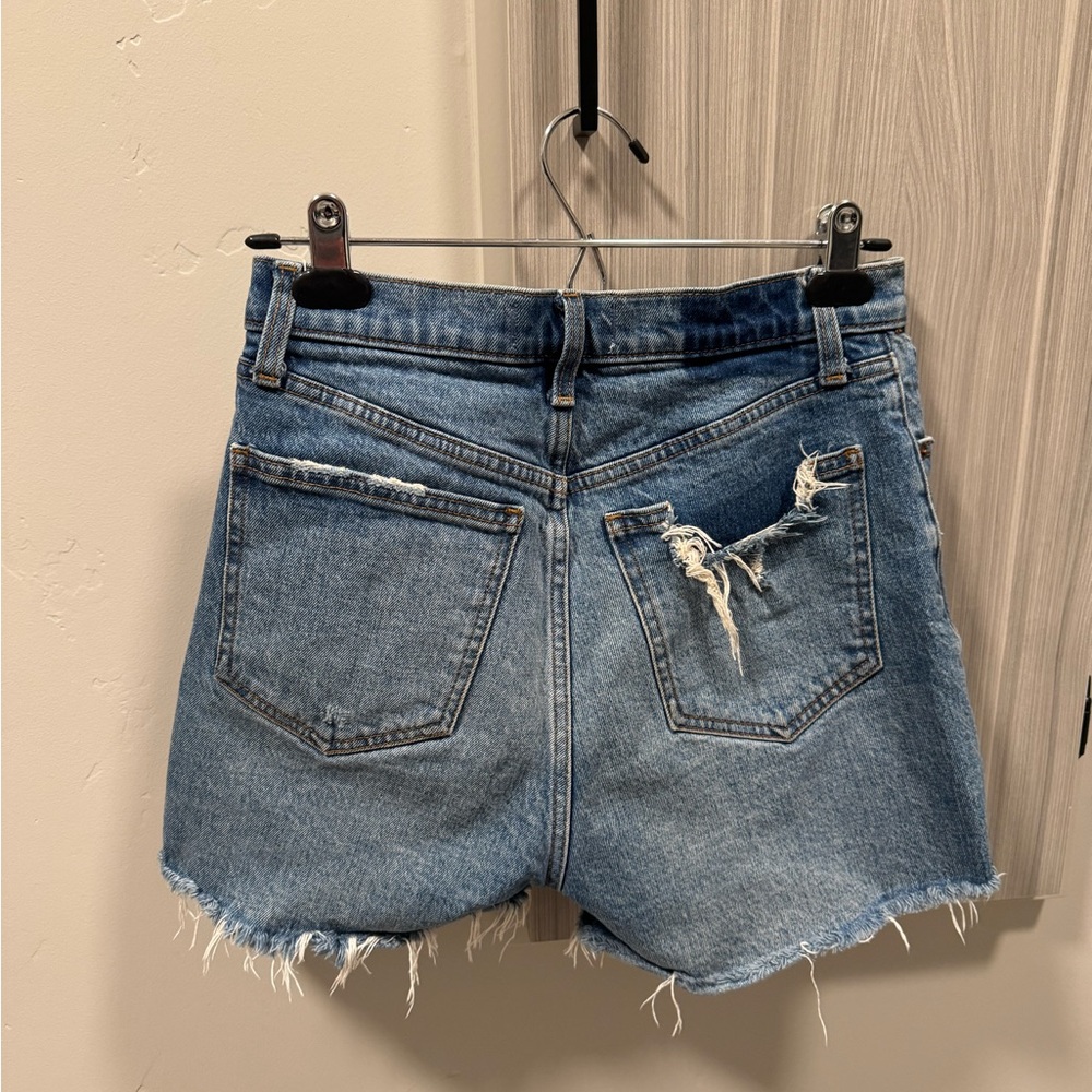 Abercrombie Curve Love high-rise shorts
